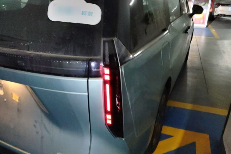 Used SAIC MAXUS Dajia 7 2024 Revised Version Super Hybrid Long-Range Edition Enjoyment Version Right Rear Taillight