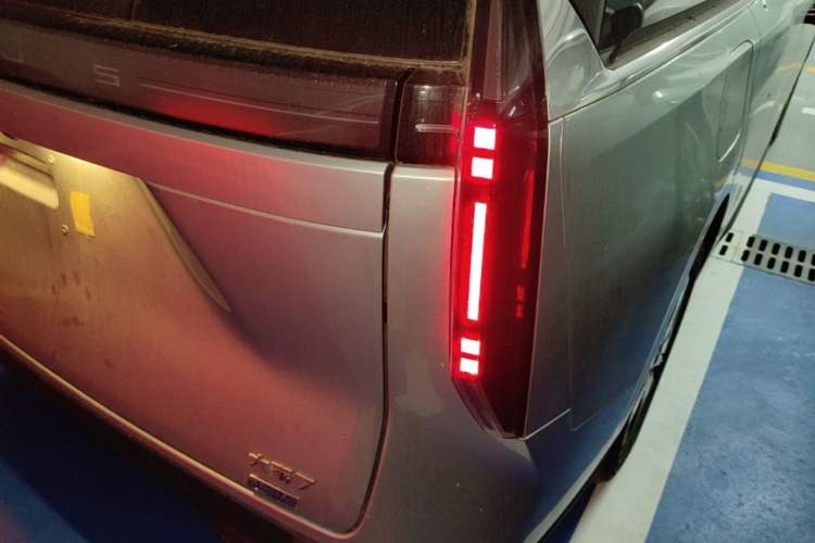 Used SAIC MAXUS Dajia 7 2024 Revised Version Super Hybrid Long-Range Edition Enjoyment Version Right Rear Taillight
