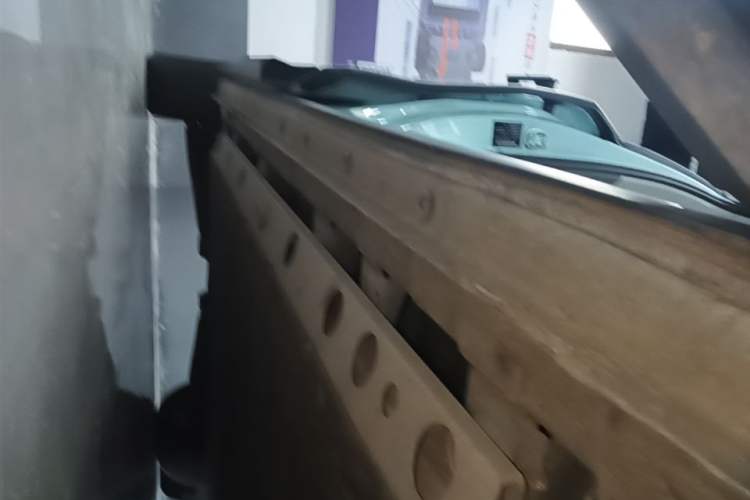Used SAIC MAXUS Dajia 7 2024 605 km Extended Range Highland Version Six-Seater Right Side Sill