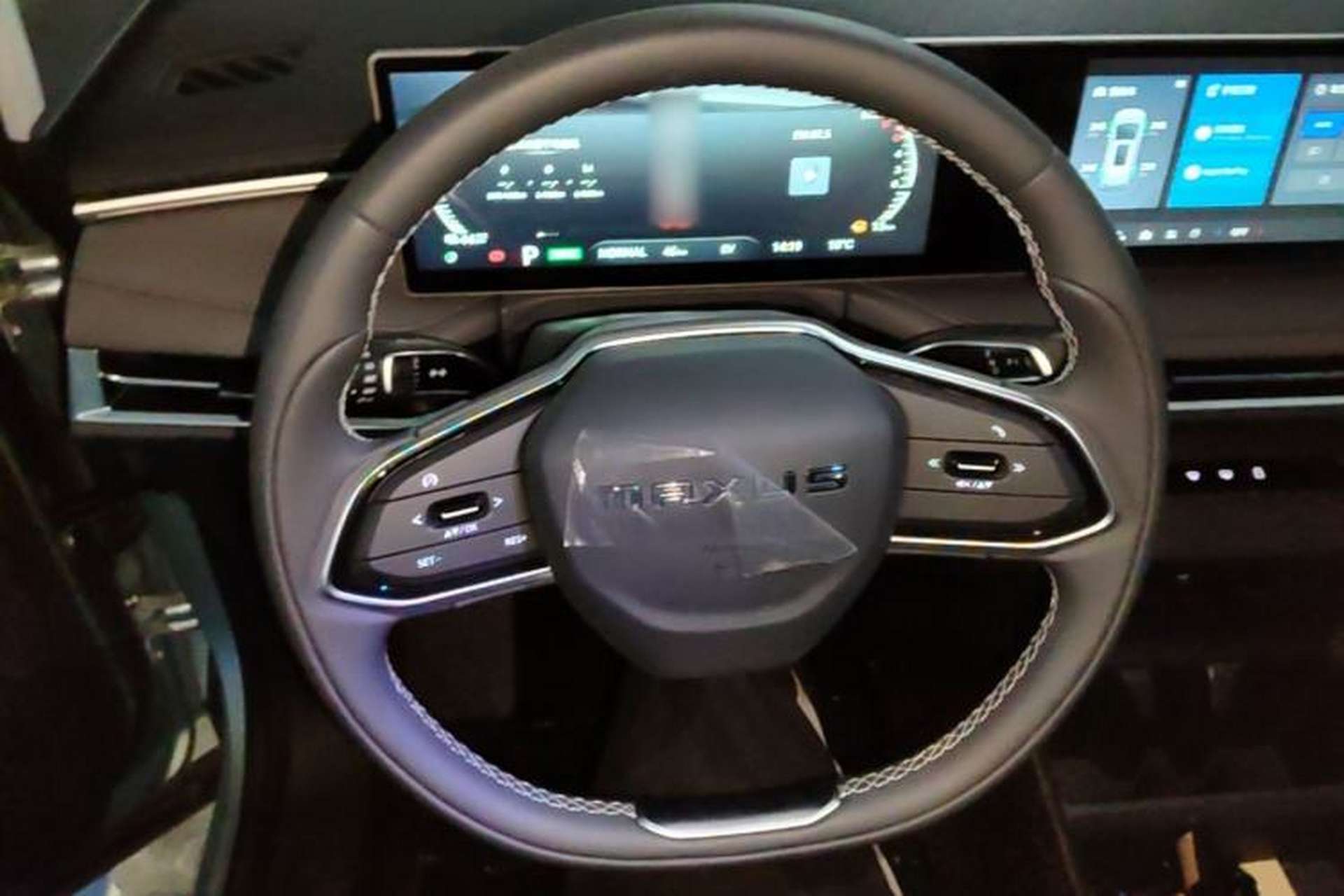 Used SAIC MAXUS Dajia 7 2024 Revised Version Super Hybrid Long-Range Edition Enjoyment Version Steering Wheel