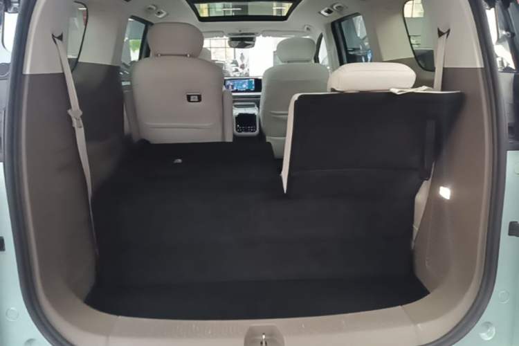 Used SAIC MAXUS Dajia 7 2024 605 km Extended Range Highland Version Six-Seater Trunk