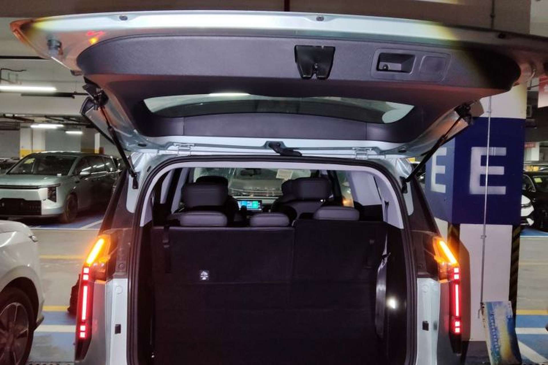 Used SAIC MAXUS Dajia 7 2024 Revised Version Super Hybrid Long-Range Edition Enjoyment Version Trunk