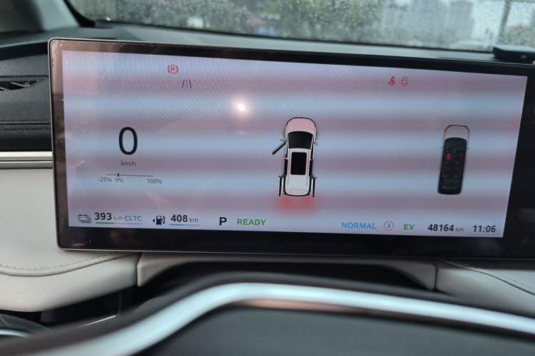 Used SAIC MAXUS Dajia 7 2024 Super Hybrid Long-Range Flagship Edition Odometer Close Up