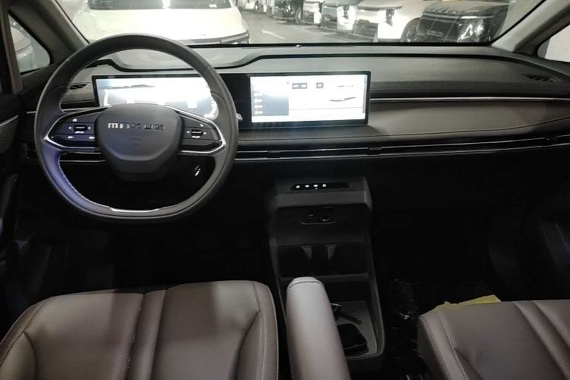 Used SAIC MAXUS Dajia 7 2024 Revised Version Super Hybrid Long-Range Edition Enjoyment Version Center Console