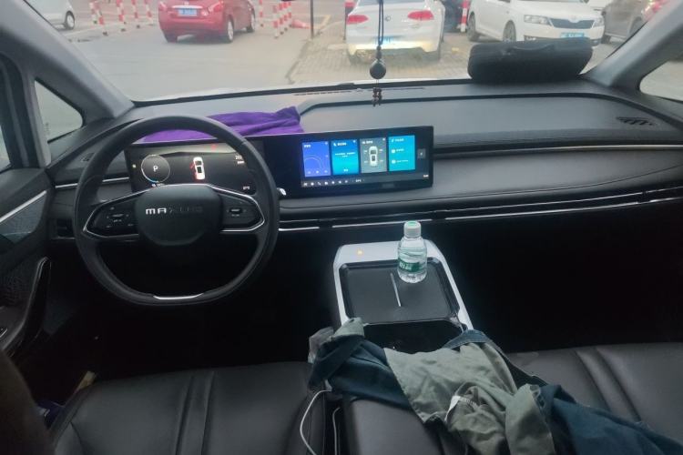 Used SAIC MAXUS Dajia 7 2024 527 km Long-Range Edition for the Prairie Center Console
