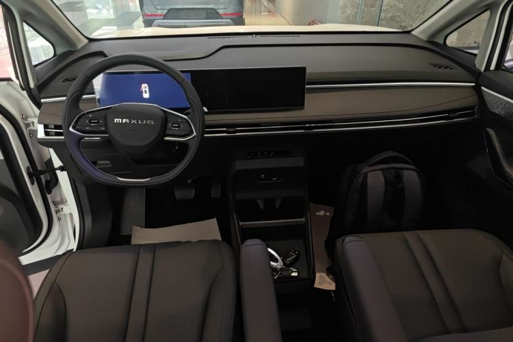 Used SAIC MAXUS Dajia 7 2024 Revised Version Super Hybrid Long-Range Edition Enjoyment Version Center Console