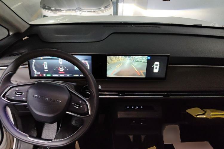 Used SAIC MAXUS Dajia 7 2024 Revised Version Super Hybrid Long-Range Edition Enjoyment Version Center Console