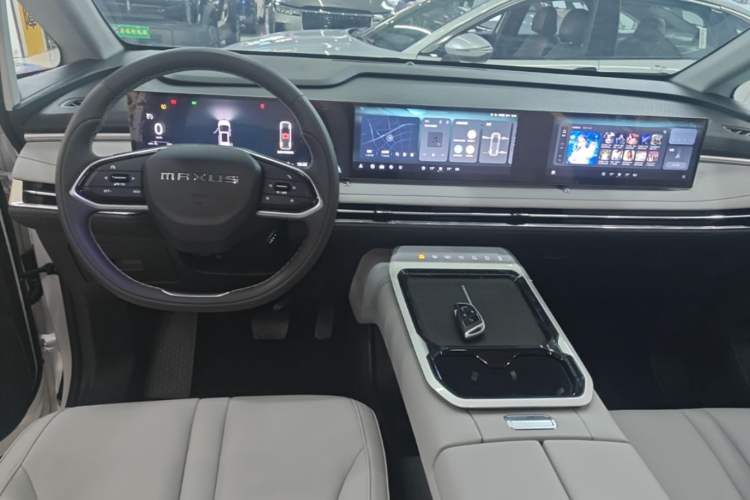 Used SAIC MAXUS Dajia 7 2024 Super Hybrid Long-Range Edition Enjoyment Version Center Console