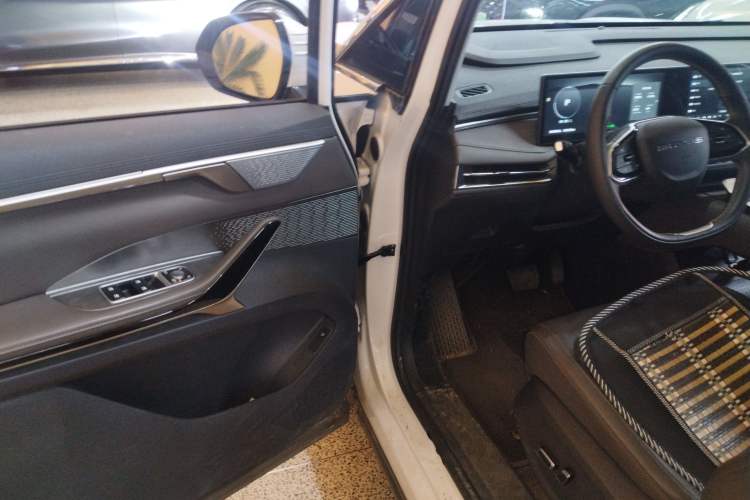 Used SAIC MAXUS Dajia 7 2024 527 km Long-Range Edition for the Prairie Driver Seat