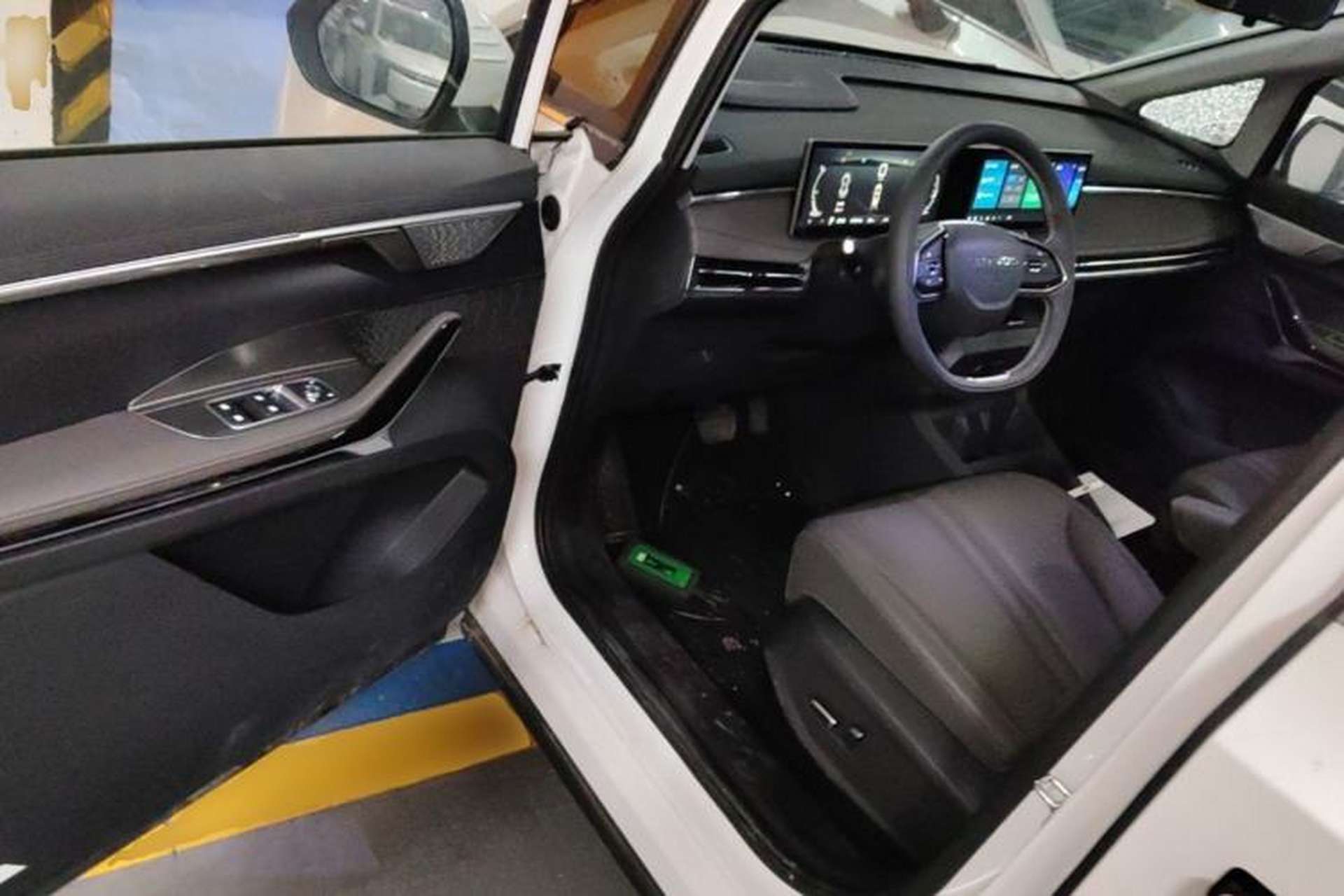 Used SAIC MAXUS Dajia 7 2024 Revised Version Super Hybrid Long-Range Edition Enjoyment Version Driver Seat