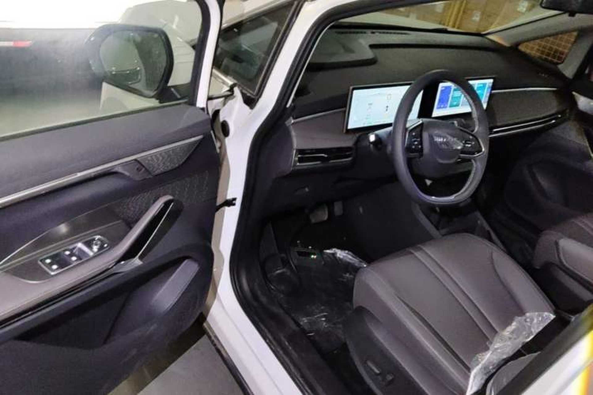 Used SAIC MAXUS Dajia 7 2024 Revised Version Super Hybrid Long-Range Edition Enjoyment Version Driver Seat