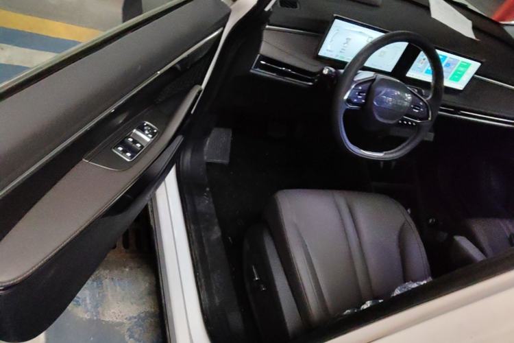 Used SAIC MAXUS Dajia 7 2024 Revised Version Super Hybrid Long-Range Edition Enjoyment Version Driver Seat
