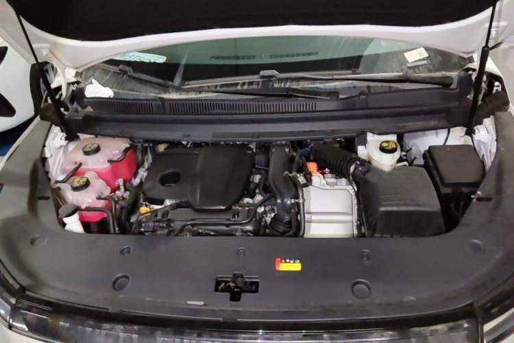 Used SAIC MAXUS Dajia 7 2024 Revised Version Super Hybrid Long-Range Edition Enjoyment Version Engine Bay