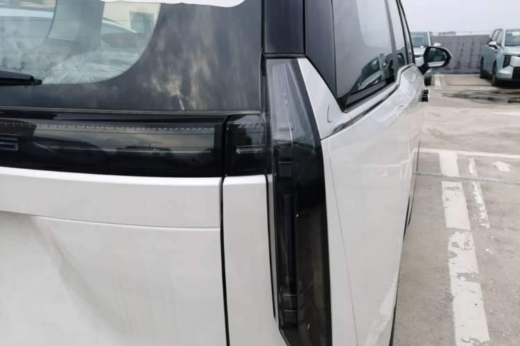 Used SAIC MAXUS Dajia 7 2024 Revised Version Super Hybrid Long-Range Edition Enjoyment Version Exterior 3