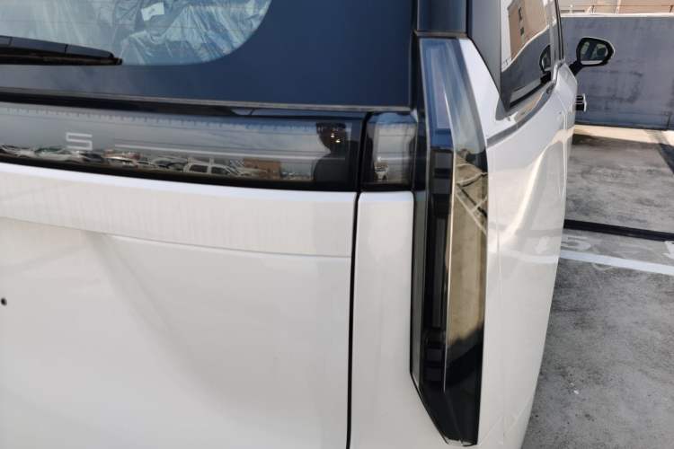 Used SAIC MAXUS Dajia 7 2024 Revised Version Super Hybrid Long-Range Edition Enjoyment Version Exterior 6