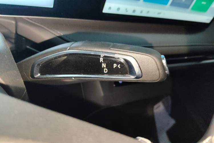 Used SAIC MAXUS Dajia 7 2024 Revised Version Super Hybrid Long-Range Edition Enjoyment Version Gear Lever
