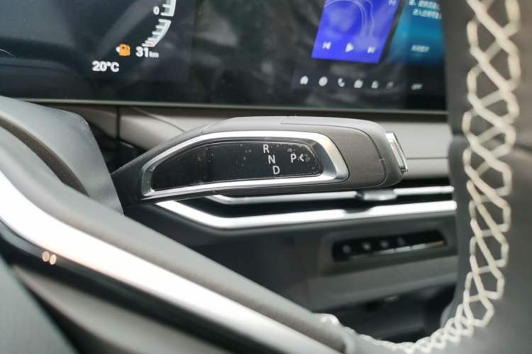 Used SAIC MAXUS Dajia 7 2024 Revised Version Super Hybrid Long-Range Edition Enjoyment Version Gear Lever