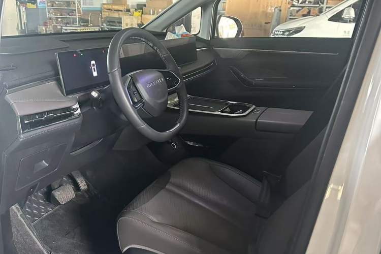 Used SAIC MAXUS Dajia 7 2024 Super Hybrid Long-Range Flagship Edition Interior 2