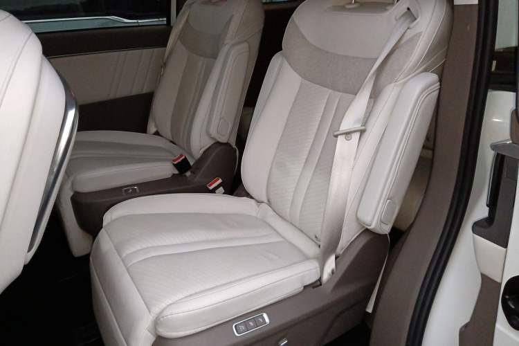 Used SAIC MAXUS Dajia 7 2024 605 km Extended Range Mountain Edition 7-Seater Interior 4