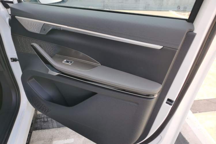 Used SAIC MAXUS Dajia 7 2024 Revised Version Super Hybrid Long-Range Edition Enjoyment Version Interior 5