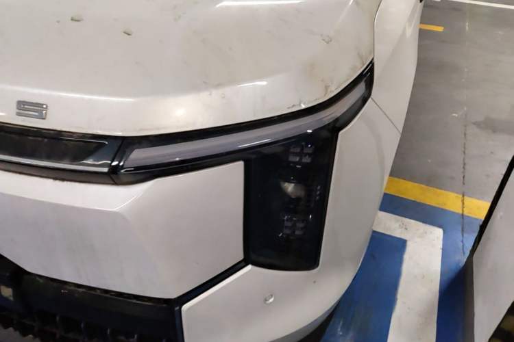 Used SAIC MAXUS Dajia 7 2024 Revised Version Super Hybrid Long-Range Edition Enjoyment Version Left Front Headlight