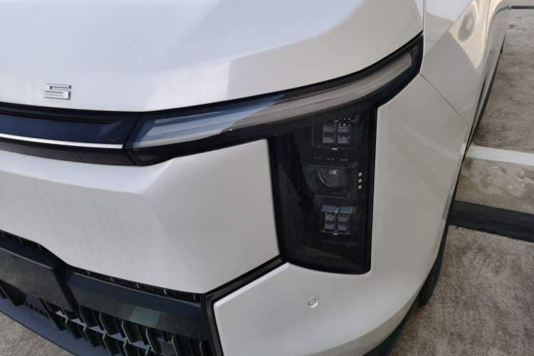 Used SAIC MAXUS Dajia 7 2024 Revised Version Super Hybrid Long-Range Edition Enjoyment Version Left Front Headlight