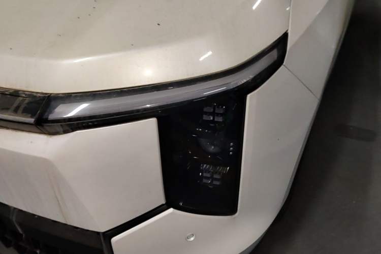 Used SAIC MAXUS Dajia 7 2024 Revised Version Super Hybrid Long-Range Edition Enjoyment Version Left Front Headlight