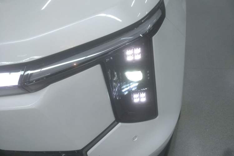 Used SAIC MAXUS Dajia 7 2024 Super Hybrid Long-Range Flagship Edition Left Front Headlight