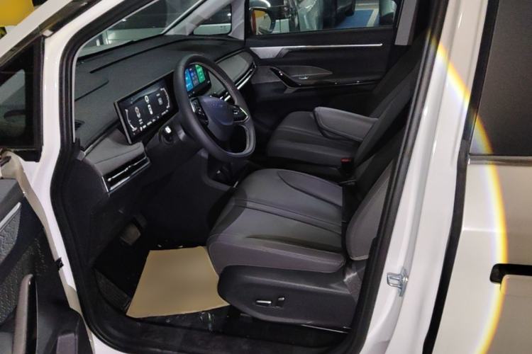 Used SAIC MAXUS Dajia 7 2024 Revised Version Super Hybrid Long-Range Edition Enjoyment Version Left Front Seat