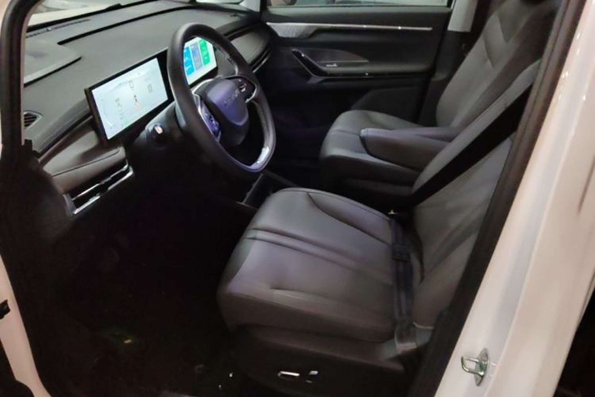Used SAIC MAXUS Dajia 7 2024 Revised Version Super Hybrid Long-Range Edition Enjoyment Version Left Front Seat