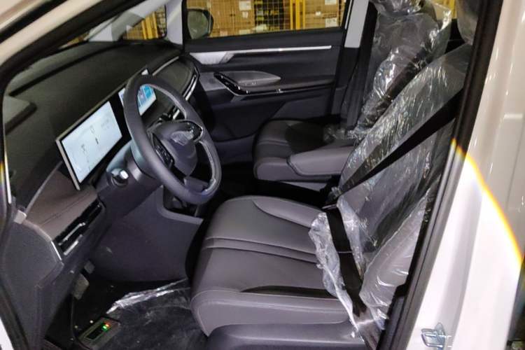 Used SAIC MAXUS Dajia 7 2024 Revised Version Super Hybrid Long-Range Edition Enjoyment Version Left Front Seat