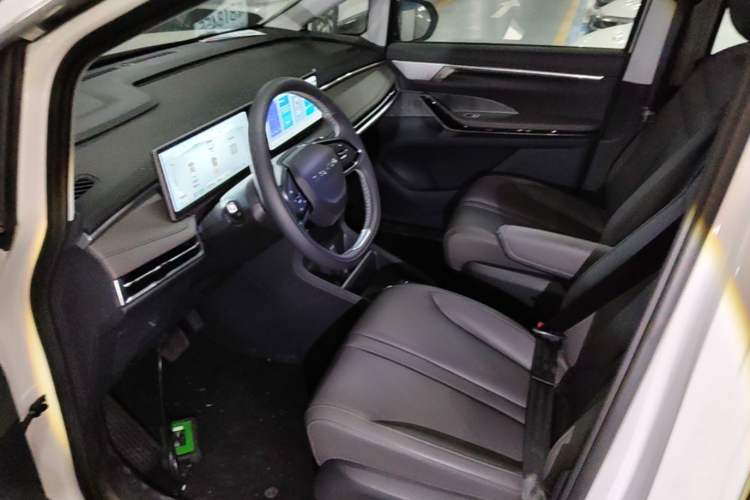 Used SAIC MAXUS Dajia 7 2024 Revised Version Super Hybrid Long-Range Edition Enjoyment Version Left Front Seat