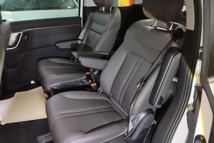 Used SAIC MAXUS Dajia 7 2024 Revised Version Super Hybrid Long-Range Edition Enjoyment Version Left Rear Seat