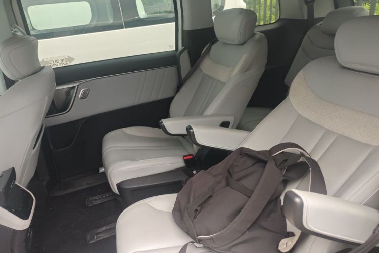 Used SAIC MAXUS Dajia 7 2024 Super Hybrid Ultra-Long Range Luxury Edition Left Rear Seat