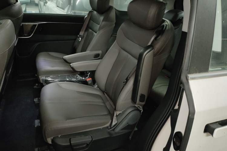 Used SAIC MAXUS Dajia 7 2024 Revised Version Super Hybrid Long-Range Edition Enjoyment Version Left Rear Seat