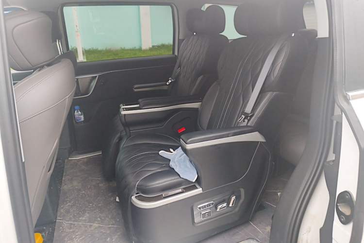 Used SAIC MAXUS Dajia 7 2024 Revised Version Super Hybrid Long-Range Edition Enjoyment Version Left Rear Seat