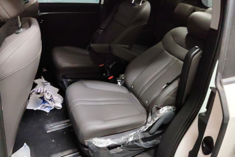 Used SAIC MAXUS Dajia 7 2024 Revised Version Super Hybrid Long-Range Edition Enjoyment Version Left Rear Seat