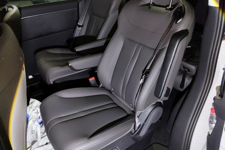 Used SAIC MAXUS Dajia 7 2024 Revised Version Super Hybrid Long-Range Edition Enjoyment Version Left Rear Seat
