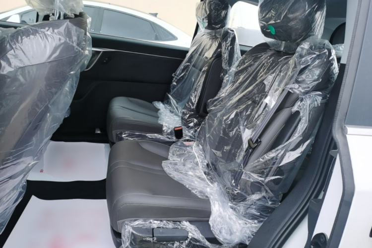 Used SAIC MAXUS Dajia 7 2024 Revised Version Super Hybrid Long-Range Edition Enjoyment Version Left Rear Seat