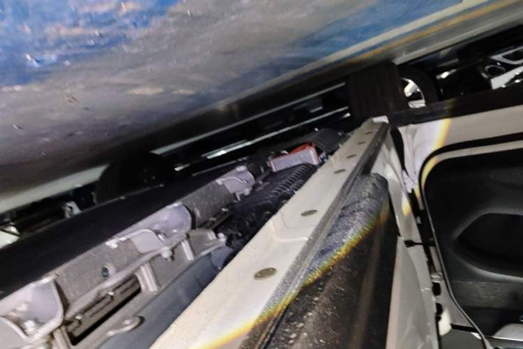 Used SAIC MAXUS Dajia 7 2024 Revised Version Super Hybrid Long-Range Edition Enjoyment Version Left Side Sill