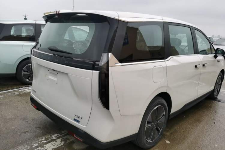 Used SAIC MAXUS Dajia 7 2024 Revised Version Super Hybrid Long-Range Edition Enjoyment Version Rear Right 45 Deg