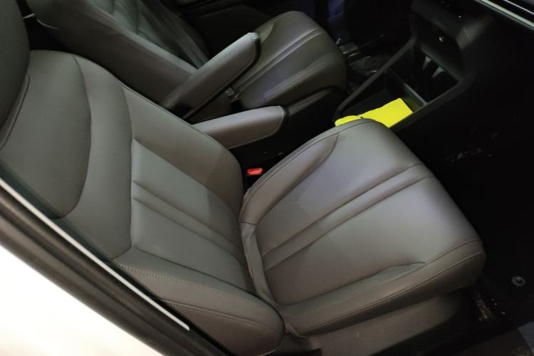 Used SAIC MAXUS Dajia 7 2024 Revised Version Super Hybrid Long-Range Edition Enjoyment Version Right Front Seat