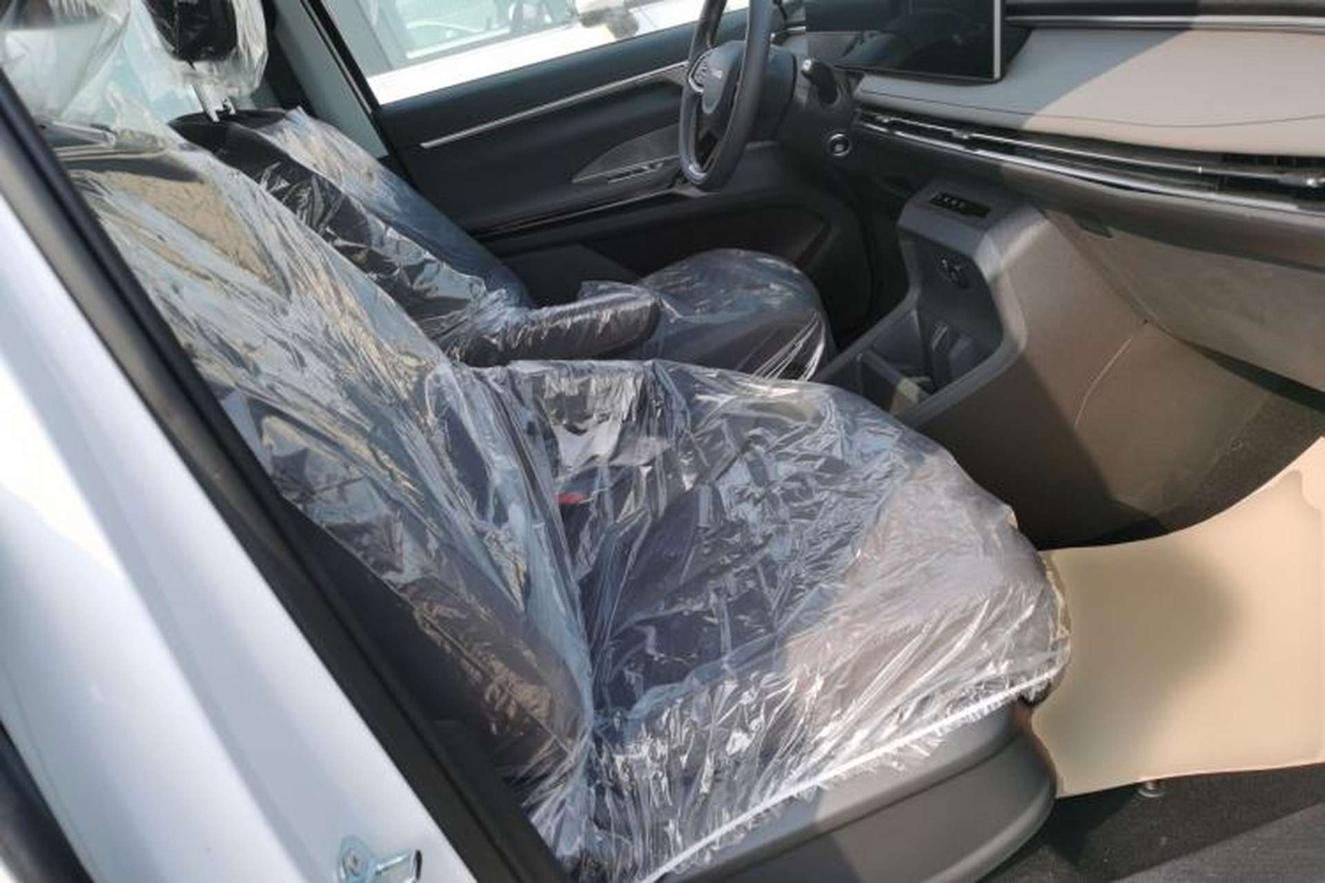 Used SAIC MAXUS Dajia 7 2024 Revised Version Super Hybrid Long-Range Edition Enjoyment Version Right Front Seat