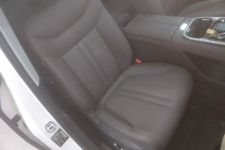 Used SAIC MAXUS Dajia 7 2024 Super Hybrid Long-Range Flagship Edition Right Front Seat