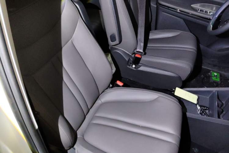 Used SAIC MAXUS Dajia 7 2024 Revised Version Super Hybrid Long-Range Edition Enjoyment Version Right Front Seat