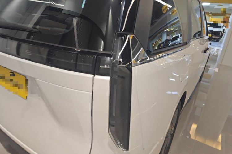 Used SAIC MAXUS Dajia 7 2024 Revised Version Super Hybrid Long-Range Edition Enjoyment Version Right Rear Taillight