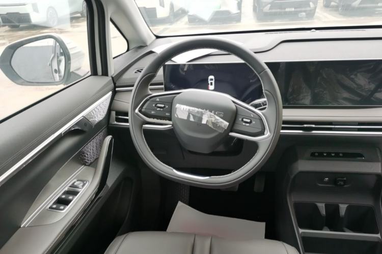Used SAIC MAXUS Dajia 7 2024 Revised Version Super Hybrid Long-Range Edition Enjoyment Version Steering Wheel