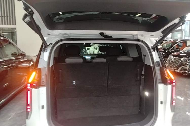 Used SAIC MAXUS Dajia 7 2024 527 km Long-Range Edition for the Prairie Trunk