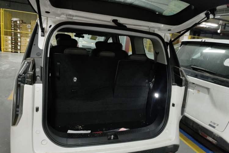 Used SAIC MAXUS Dajia 7 2024 Revised Version Super Hybrid Long-Range Edition Enjoyment Version Trunk
