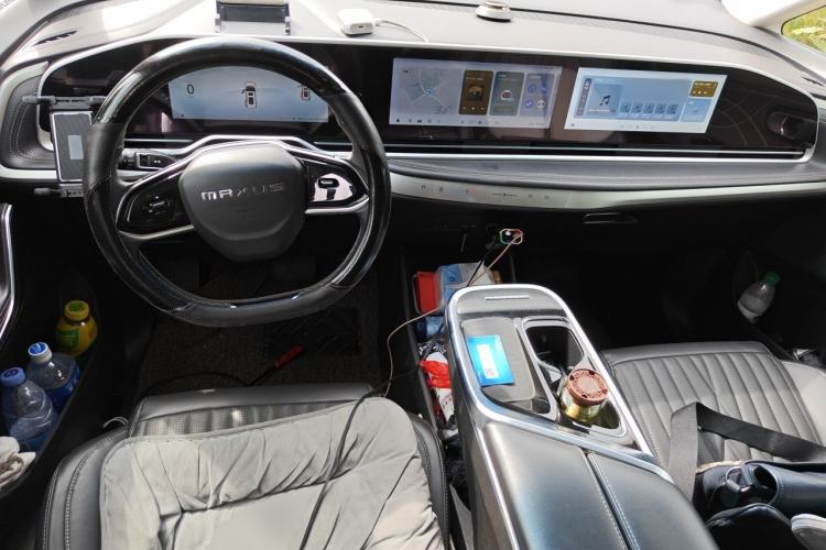 Used SAIC MAXUS Dajia 9 2022 Long-Range Ranch 7-Seater Version Center Console